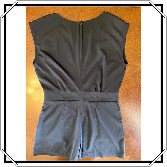 Vince Camuto Romper (EUC) - Picture 3 of 6